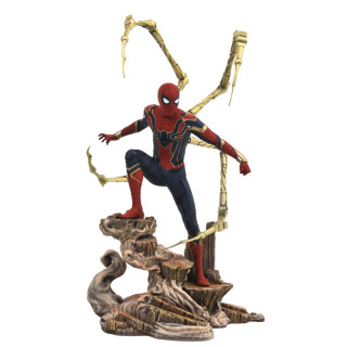 Galerija Marvel - Avengers Infinity War - Iron Spider-Man PVC kip (JUN182325) Merch