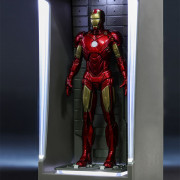 Hot Toys Marvel Miniature: Iron Man 3 (Mark 4 with Hall of Armor) Figura 