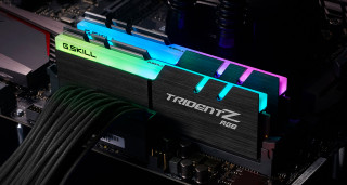 G.Skill Trident Z RGB F4-3200C16D-64GTZR pomnilniški modul 64 GB 2 x 32 GB DDR4 3200 MHz PC
