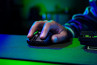 Razer Viper V2 Pro miška Igranje iger Za desno roko RF Wireless + USB Type-C Optični 30000 DPI thumbnail