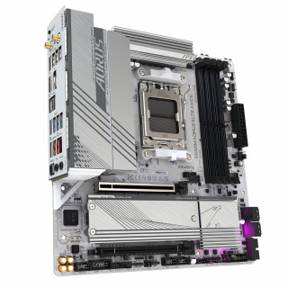 GIGABYTE B650M AORUS ELITE AX ICE matična plošča AMD B650 Vtičnica AM5 micro ATX PC