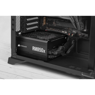 Corsair RM850x napajalna enota 850 W 24-pin ATX ATX Črna PC