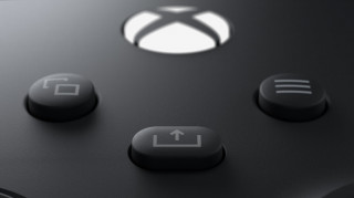 Xbox Series X 1TB + dodatni Xbox brezžični kontroler (Beli) Xbox Series